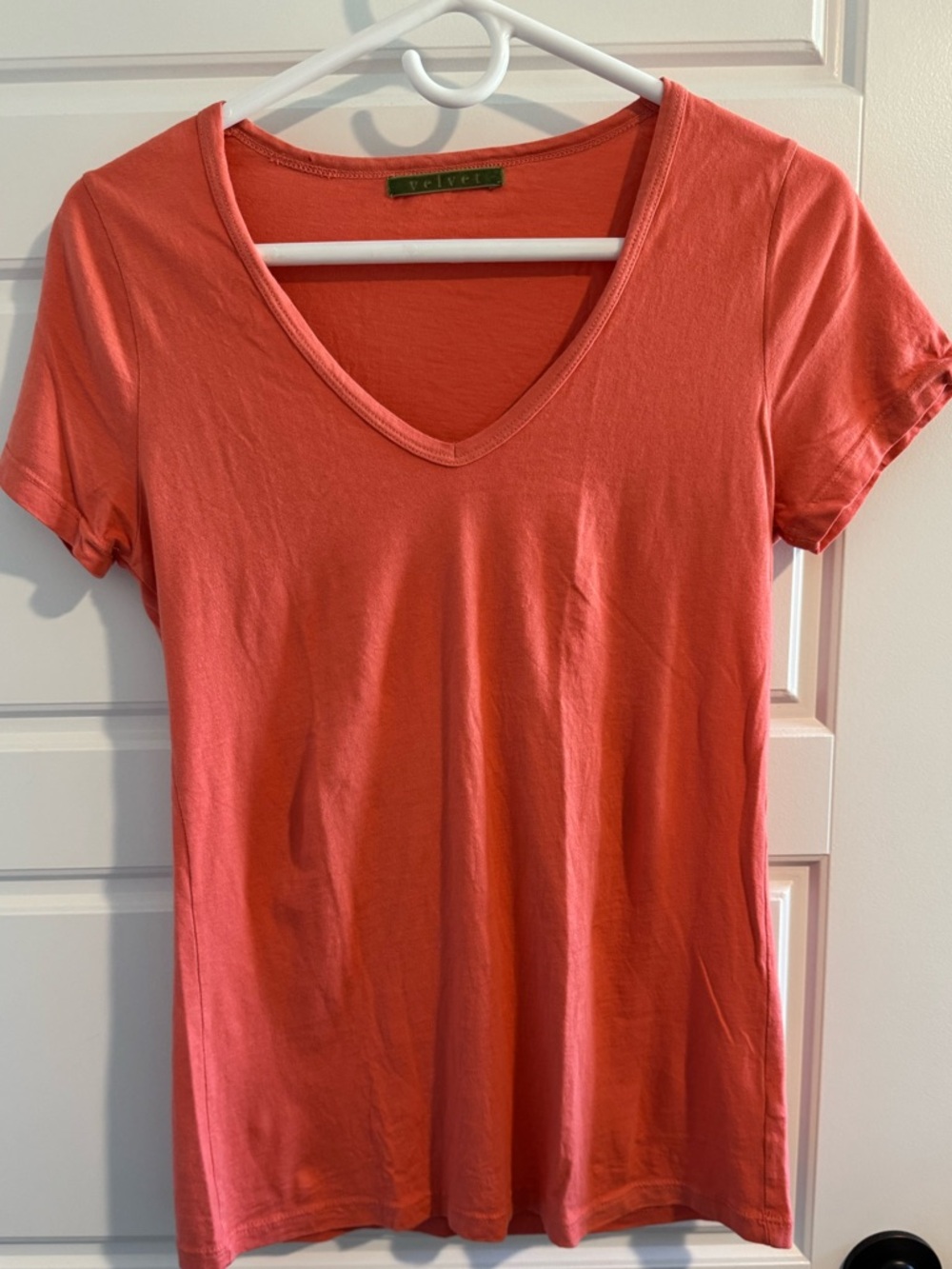 Velvet By Graham & Spencer 100% Cotton V-Neck Tee, Coral Pink, Size M